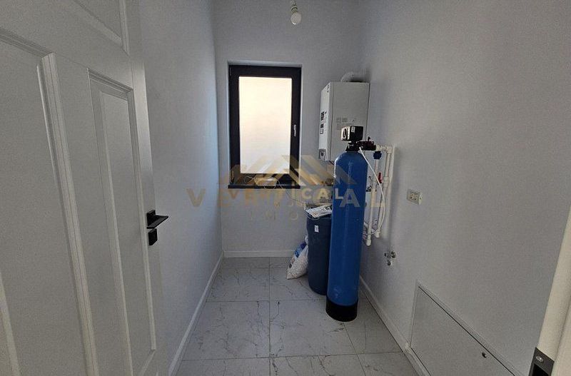 Vila deosebita in comuna Berceni - Poză 13