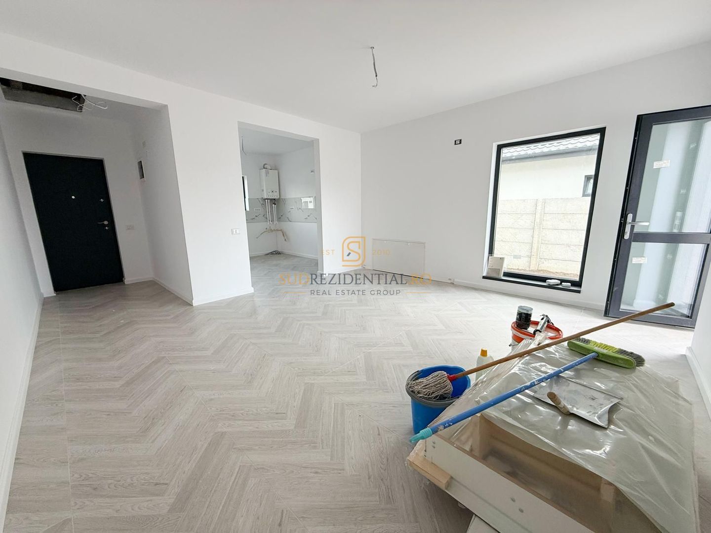 Casa individuala / Teren 427mp / 4 Camere / 2 Bai - Poză 4