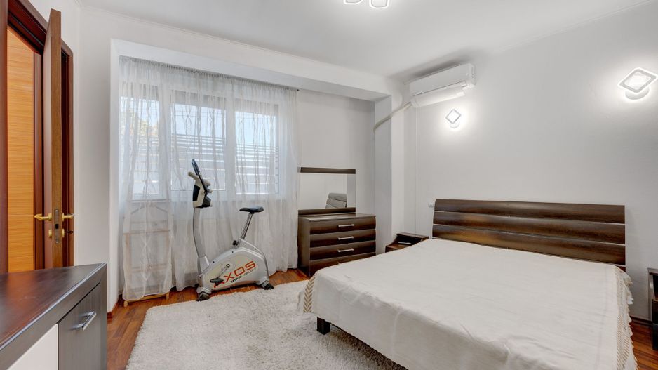 SI CASA SI AFACERE totul sub același acoperiș in Sector 5 ! - Poză 18