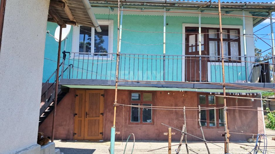 Casă de vânzare în Hâncești - Poză 1