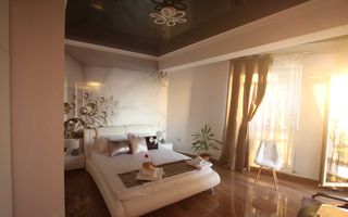 Studio de vanzare in zona cluburilor din Mamaia - Vedere la mare - Poză 8