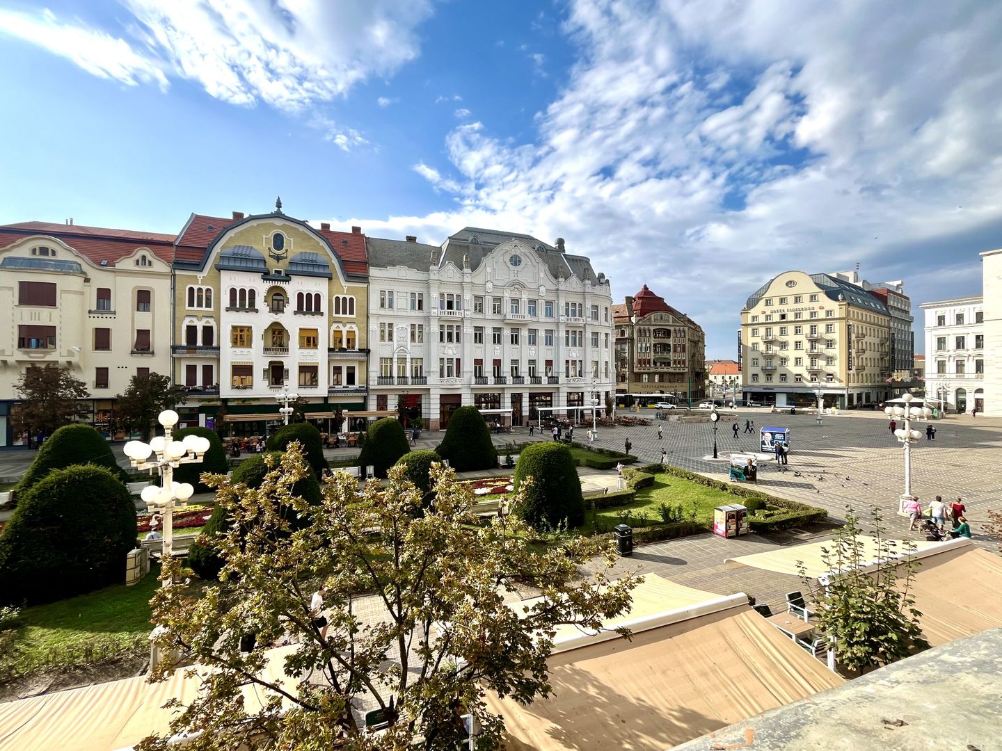 Tur virtual- 3 camere, elegant arhitectural, vedere in Piața Victoriei - Poză 13