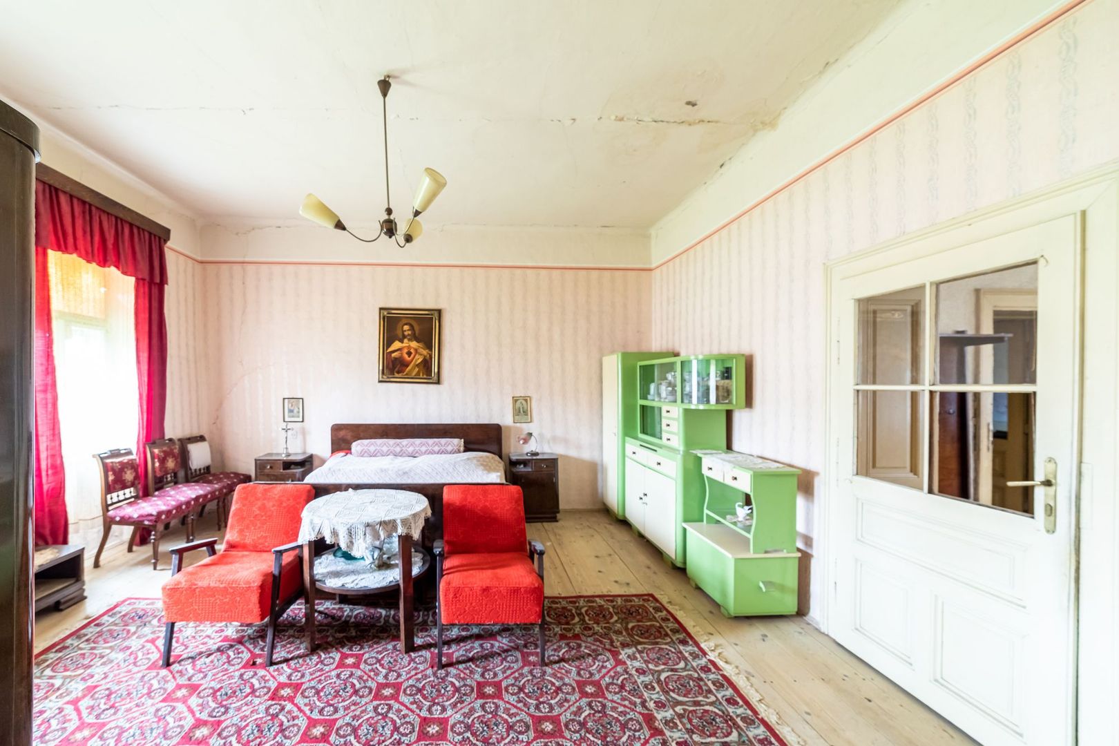 Casă în zona centrală Pâncota - Poză 7