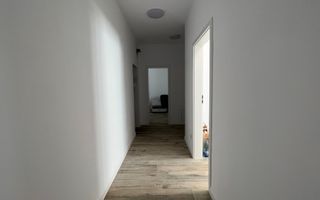 Apartament 3 Camere | Etaj 1 Lift | Intrare in Dumbravita - Poză 9