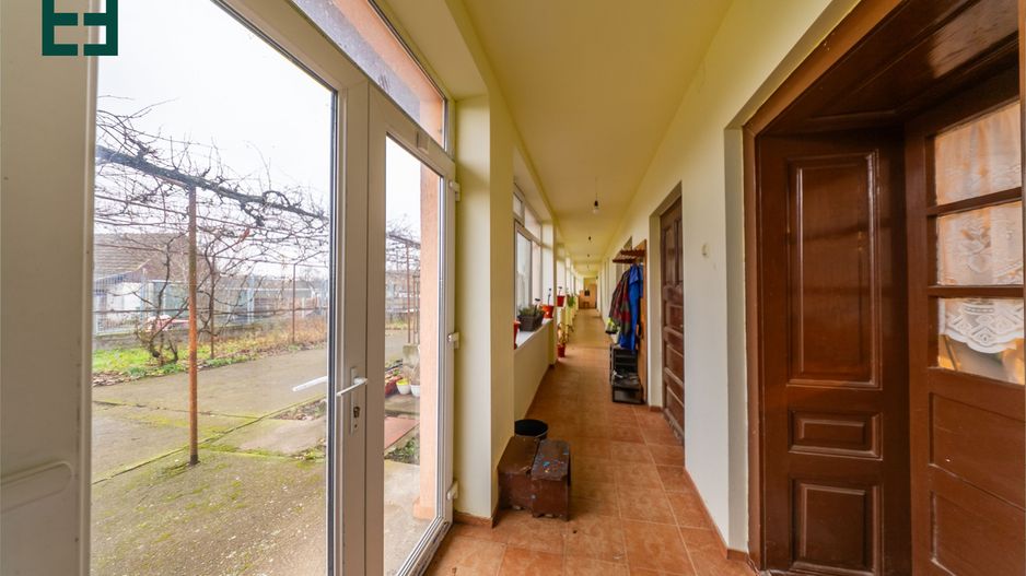 Vândut - Casă rustică cu teren 2448 mp – Seceani – Timiș - Poză 6