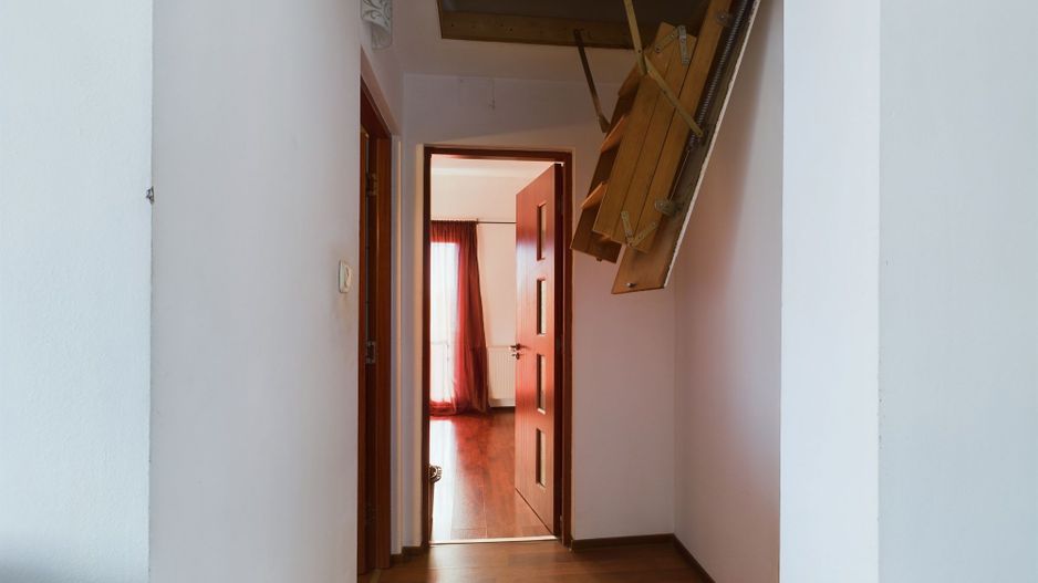Apartament trei camere Aradului - Poză 4