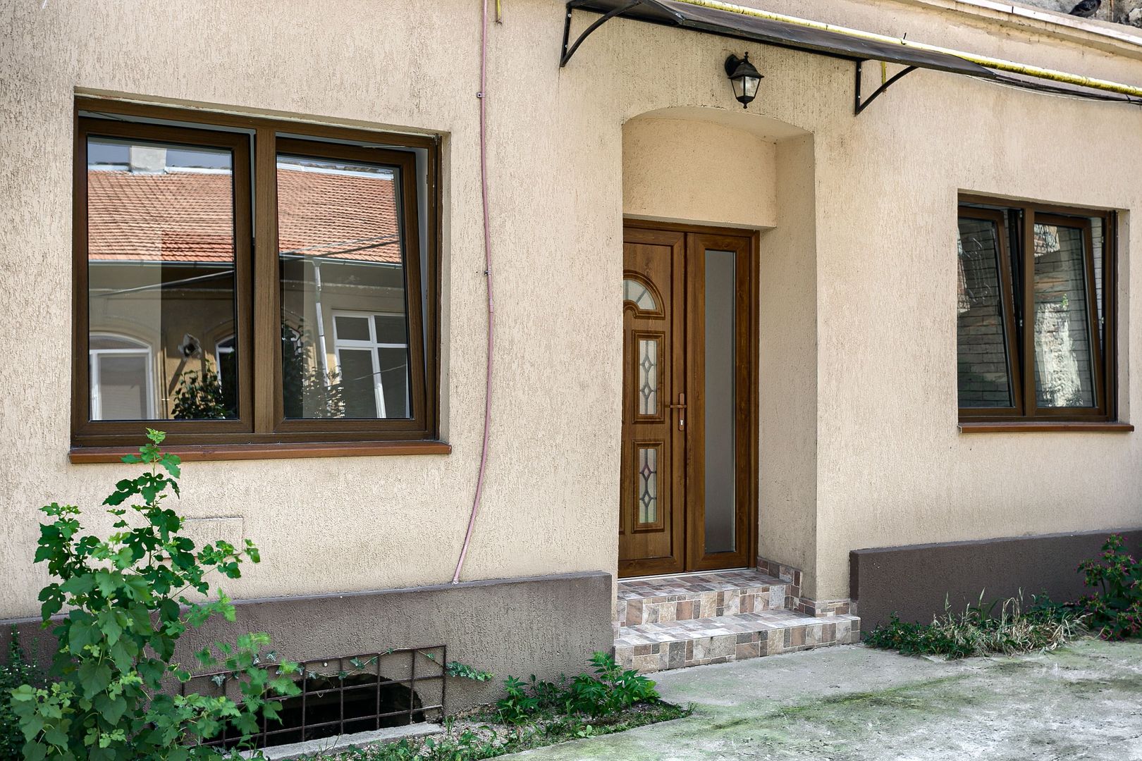 Vandut Apartament cu doua camere, renovat, situat ultracentral - Poză 1