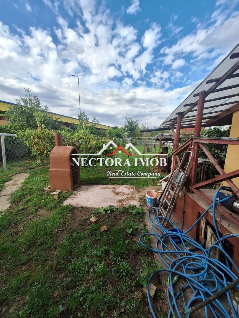 NECTORA IMOB-CASA mare 5 camere, 3 bai, pod, demisol pentru birouri - Poză 15