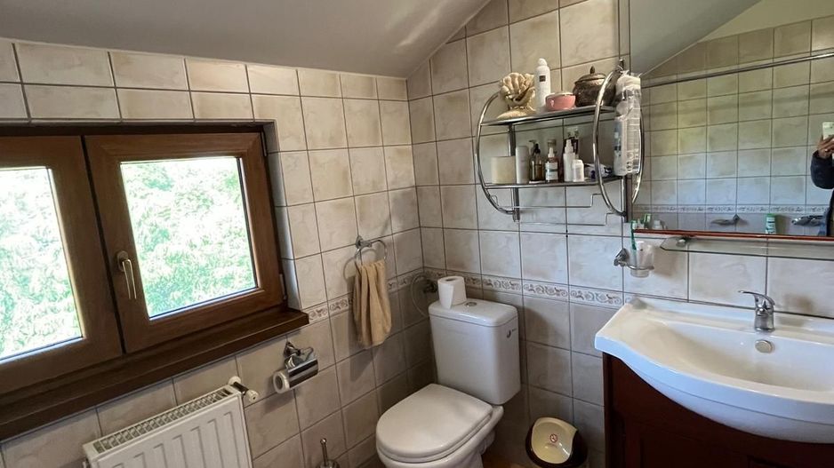 Casă elegantă, spațioasă, ideală pentru familie – Sanmihaiu Roman - Poză 5
