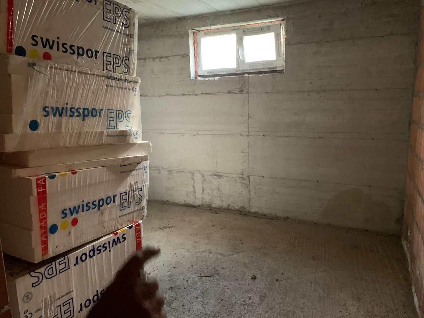 Casă cu teren – Zona Profi Chinteni | Casă nouă, semifinisată | Garaj si Terasa - Poză 13