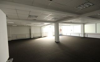 Spatii birouri/servicii - Poză 69