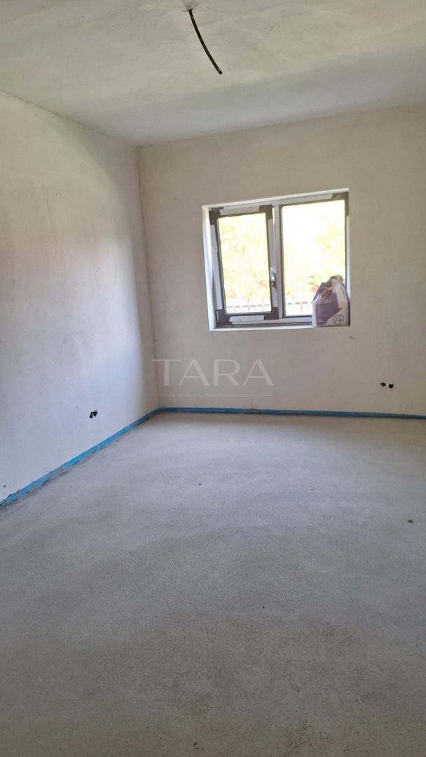 Casa modernă în Feleacu, cu teren de 850 mp, terasă generoasă și curte amenajată - Poză 6