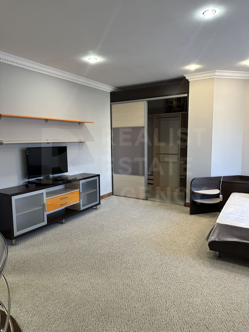 Chirie, apartament, 2 camere, str. Bucureşti, Centru - Poză 7