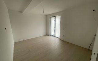 Giroc-Eso | Apartamente decomandate | Gradina proprie | Loc de parcare inclus - Poză 1