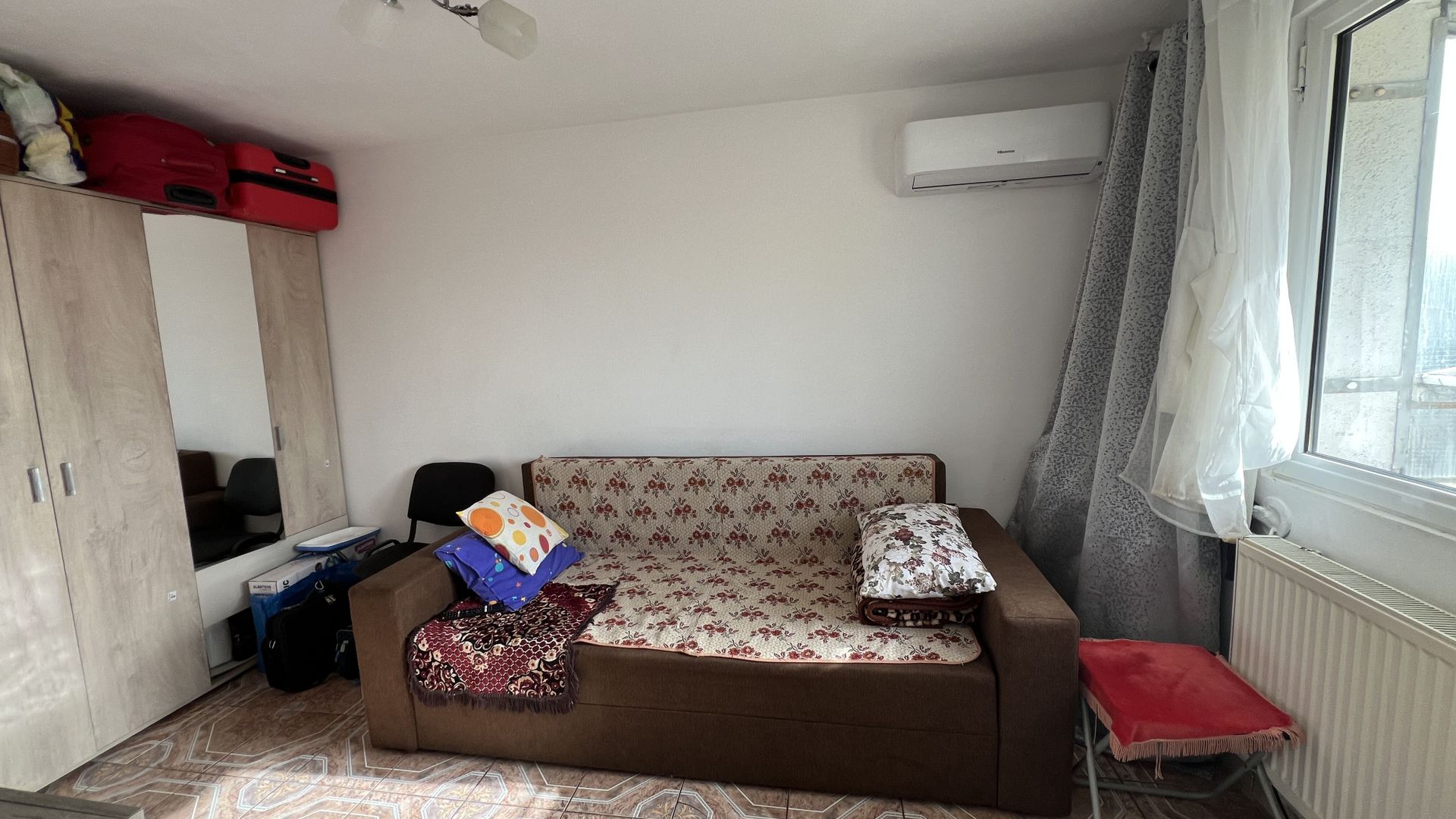 Garsoniera mobilata utilata Crinul de Padure, Parc Drumul Taberei - Poză 3