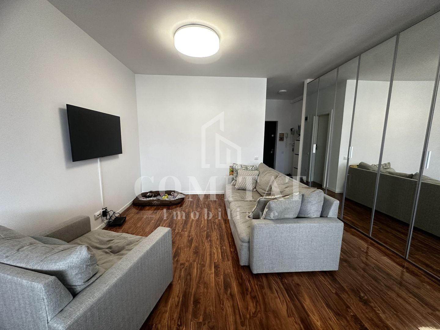 Apartament la etaj intermediar | Loc de parcare | Zona str Sub Cetate - Poză 6
