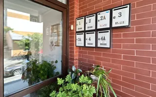 PARTER ÎNALT în imobil mic- perfect pentru orice ACTIVITATE PROFESIONALA - Poză 22