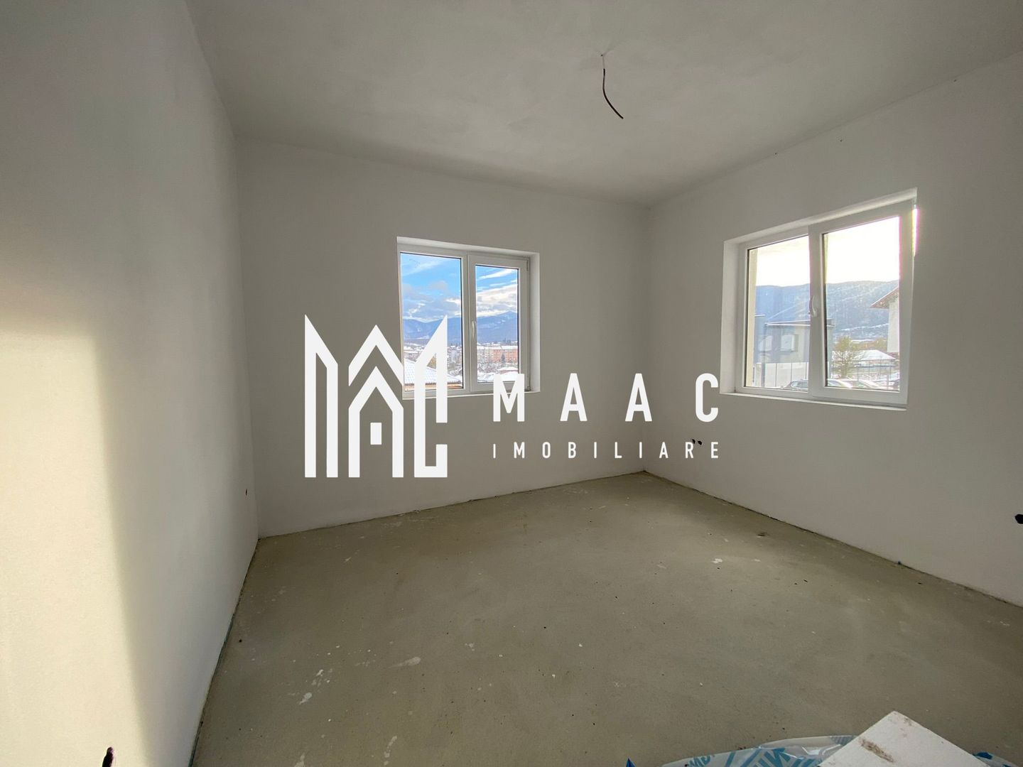 Casa Duplex | 5 Camere | Curte | Cisnadie | - Poză 3