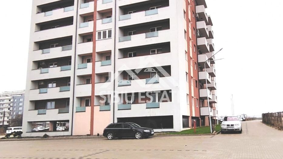 Apartament Sibiu 3 camere, 2 bai, terasa si boxa - Poză 11