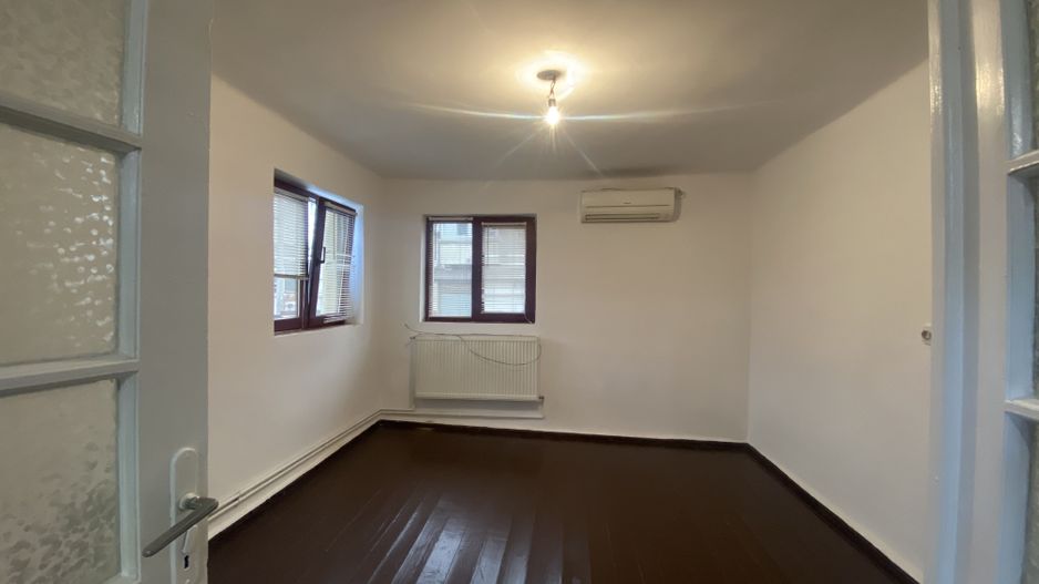 Casa de vanzare, trei camere, Vatra Luminoasa, 215,000 - Poză 6