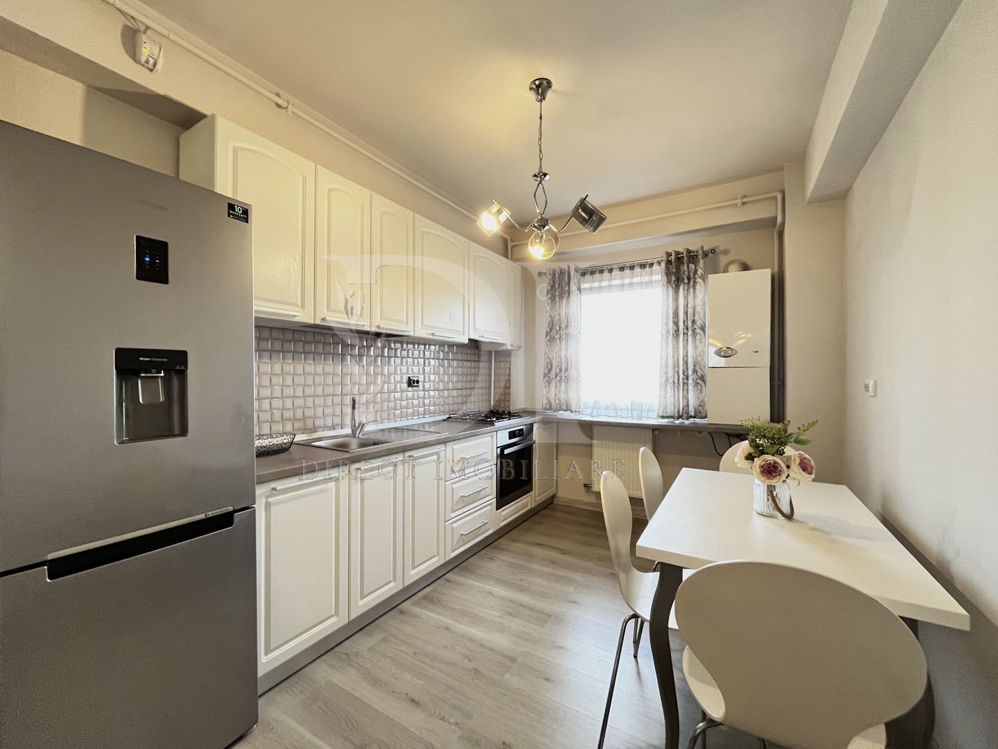 Apartament ultramodern | 3 camere | utilat mobilat la cheie - Poză 3