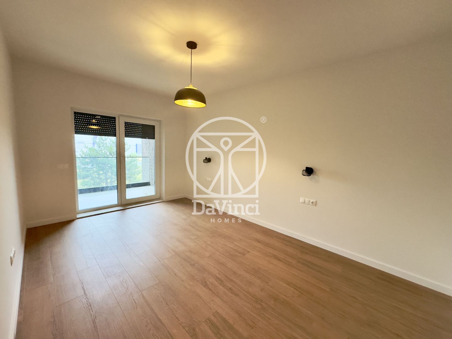 Apartament 2 camere, intabulat, mobilat si utilat (NCL-37D-Mo-ap.5) - Poză 2