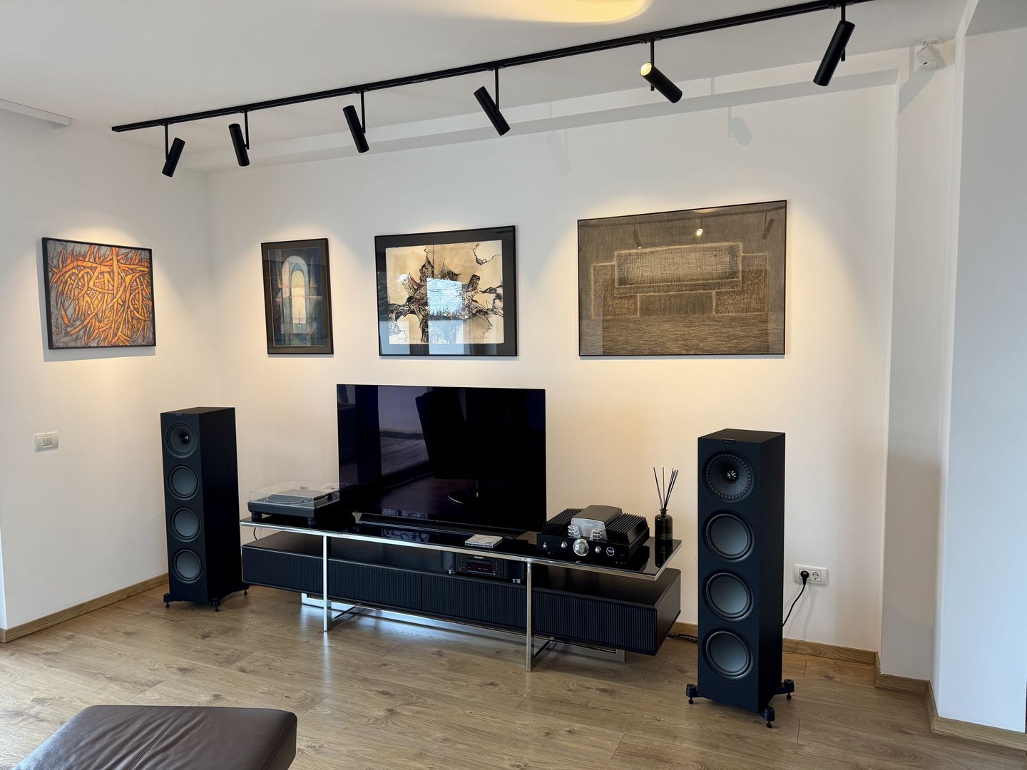 Duplex mobilat si utilat 3dormitoare Dumbrăvița 510mp teren - Poză 21