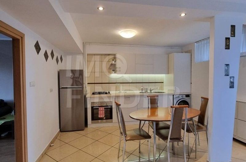 Apartament 2 camere decomandate zona OMV - Poză 5