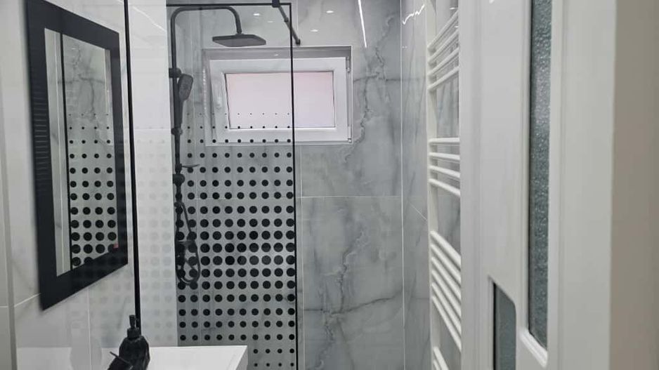 Sagului-Dambovita | 3 Camere | Decomandat | Amenajat Modern | Etaj Intermediar. - Poză 9