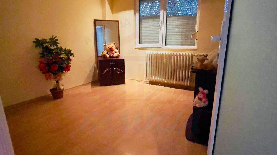 De vânzare apartament 2 camere – Micro 38, Galati - Poză 2