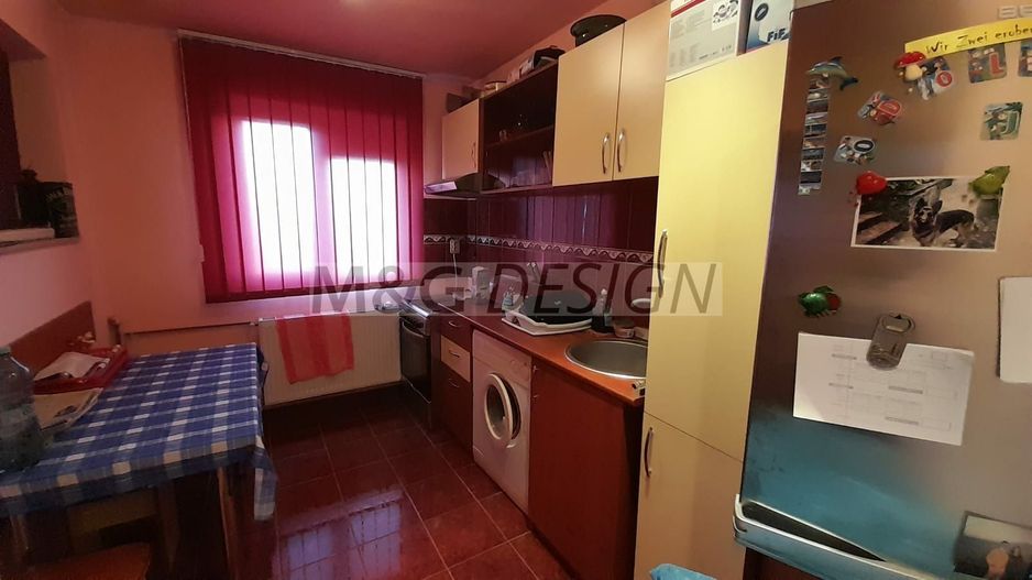 Apartament 3 camere zona Complexul Studentesc - Poză 3