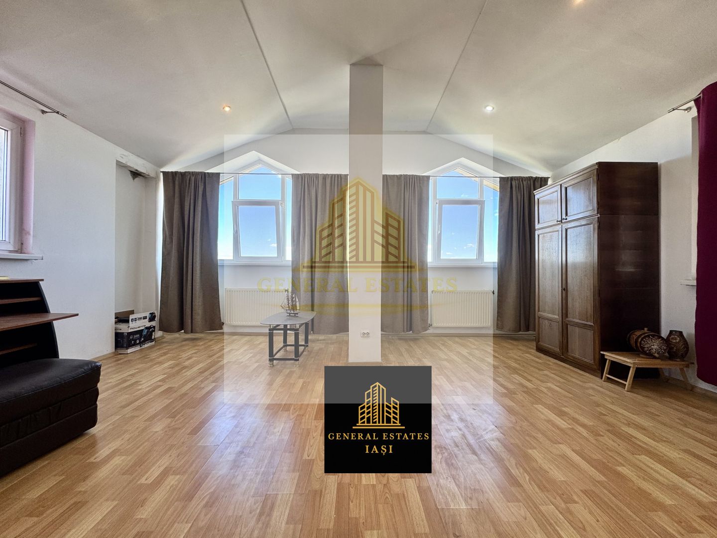 Vânzare apartament în 3 Nivele cu Terasă, Cug-șos.Nicolina - Poză 9