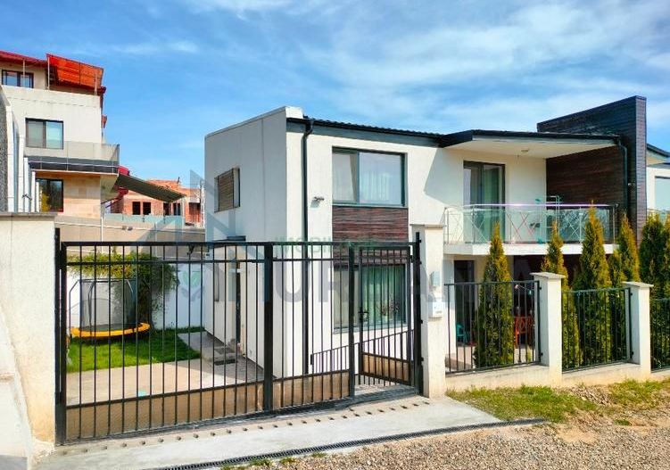 Casa tip duplex, 4 camere, parțial mobilată, Rediu - Poză 1