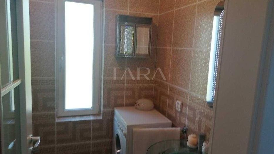 Apartament cu 3 camere, 2 băi, 2 balcoane și parcare, zona Zorilor. - Poză 6