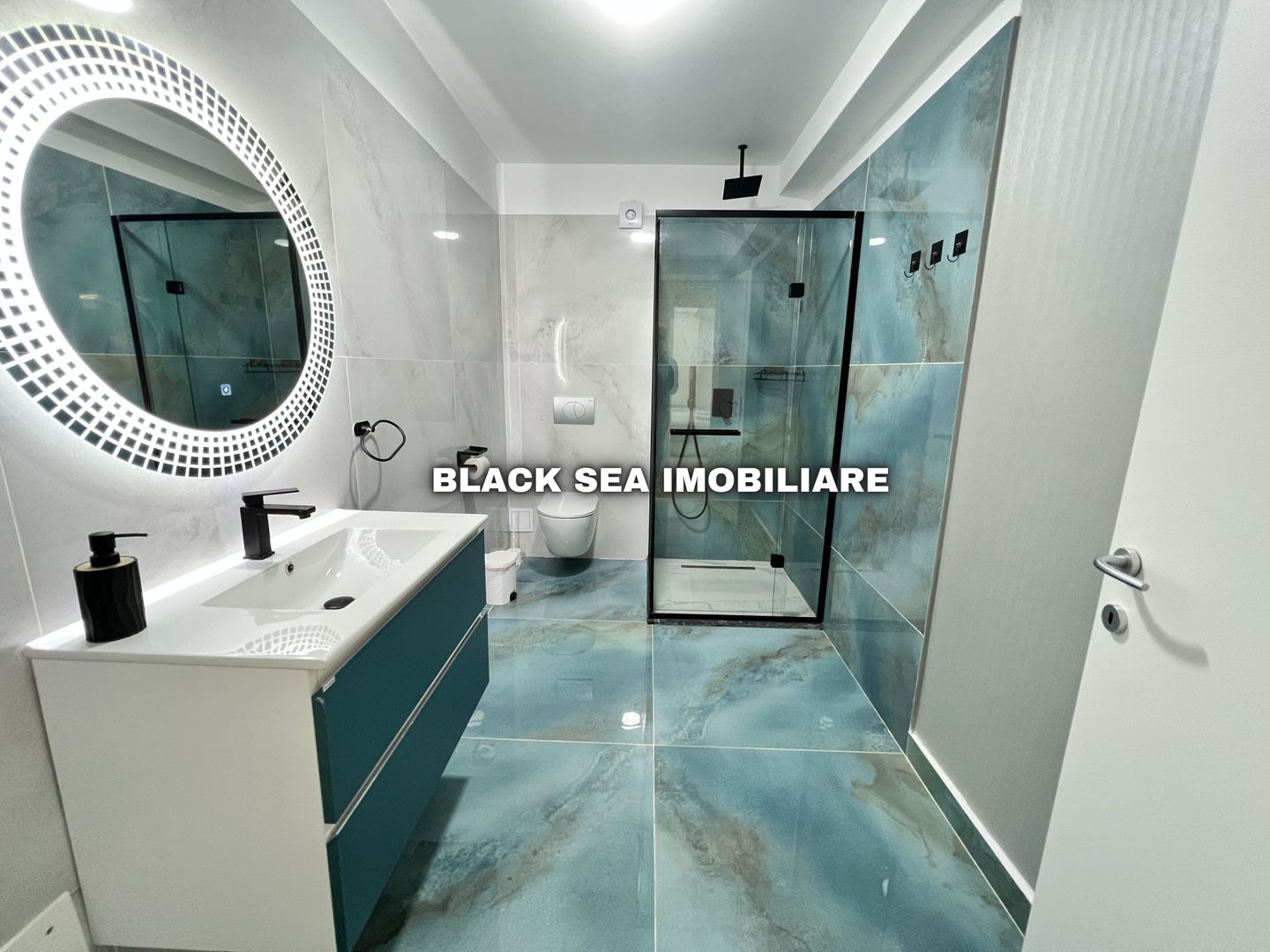 Apartament cu 3 camere , vedere la mare – White Titanic Sea View - Poză 13