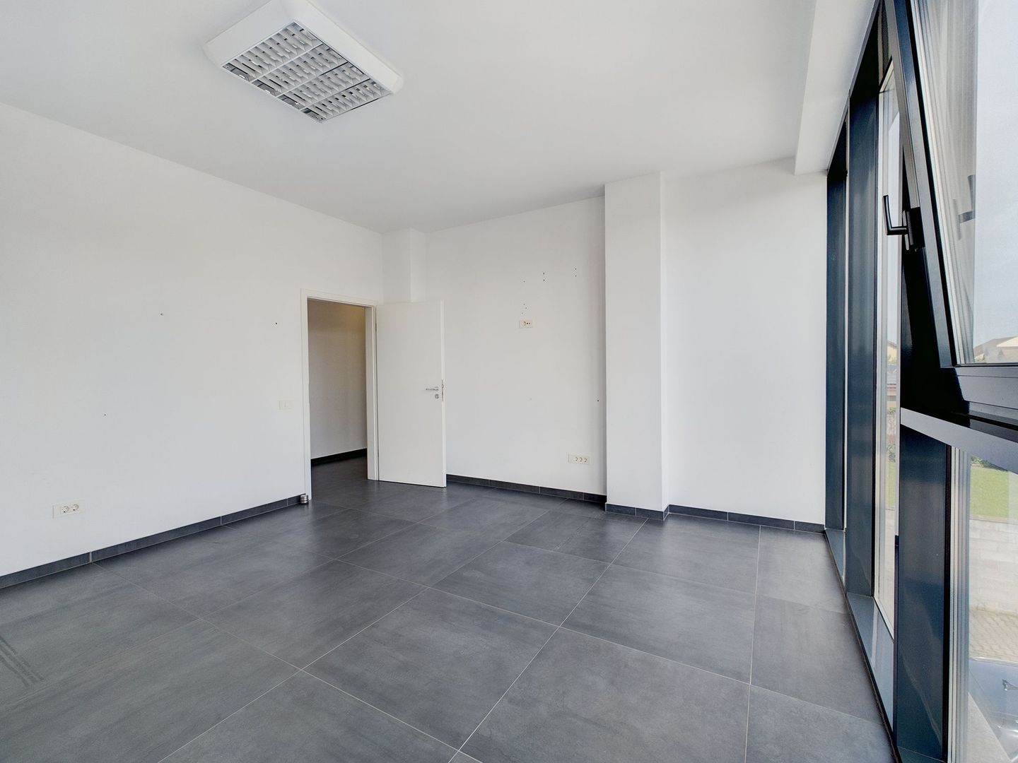 Spațiu de birouri modern  Dumbrăvița - Poză 5