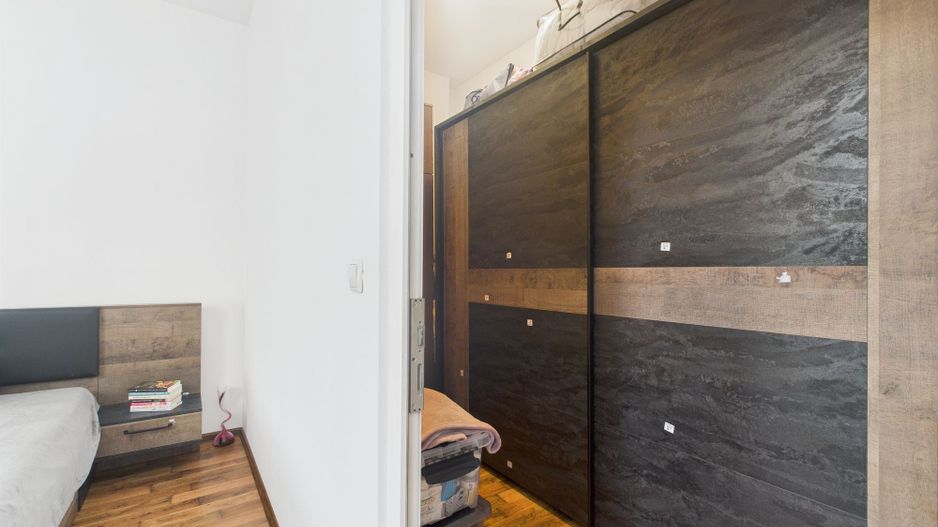 Apartament deosebit cu 3 camere , zona Fratelia - Poză 7