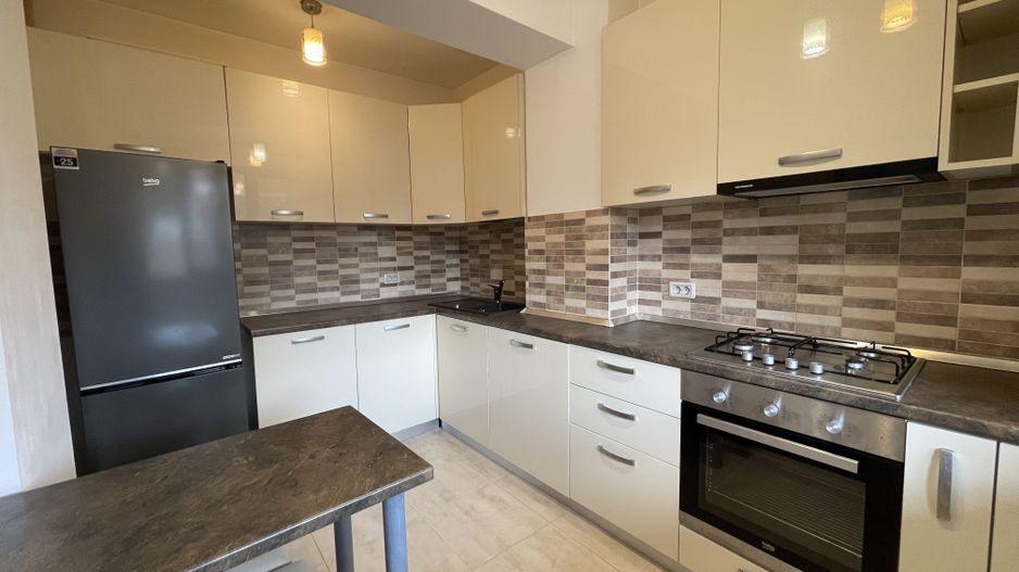 COLENTINA | Andronache | Chirie 2 Camere + Centrala Proprie - Poză 3