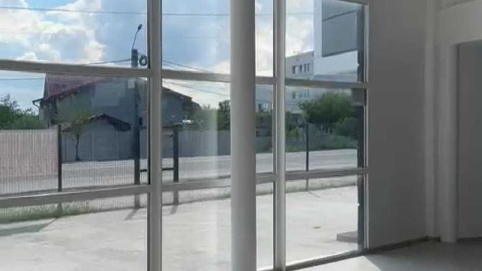 Inchiriere showroom | Afumati | 910 mp - Poză 4