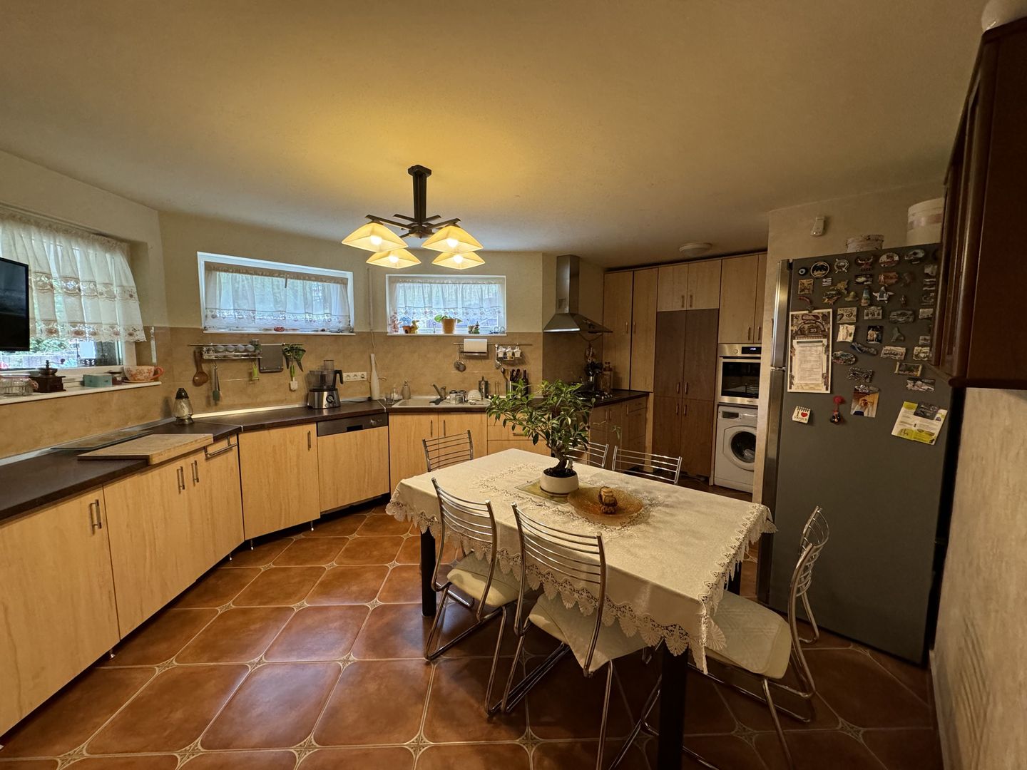 Vila individuală de vânzare în Livezeni, la doi pași de Târgu Mureș | Comision 0 - Poză 10