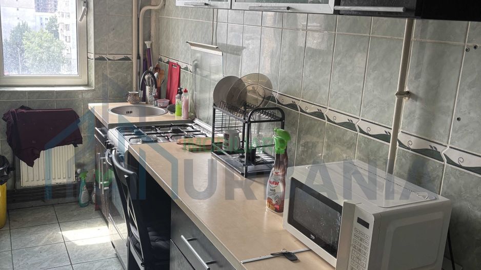 O camera mare libera in apt 3 cam Mircea pentru baiat - maxim 30 ani - Poză 4