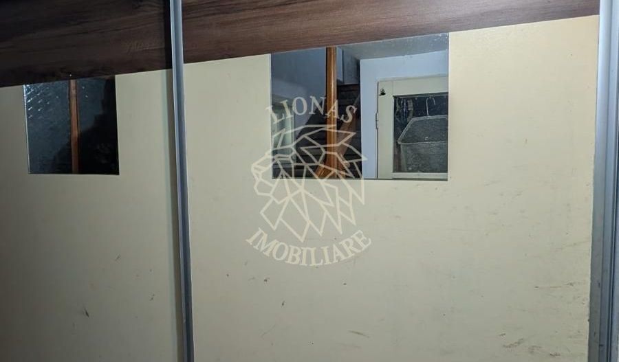 Spatiu comercial+Garsoniera 55,5 mp-parter-Zona Centrala - Poză 5