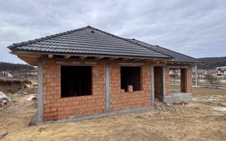 Case single, parter, 100 mp, teren 465-669 mp, predare 2026, Livezeni - Poză 11