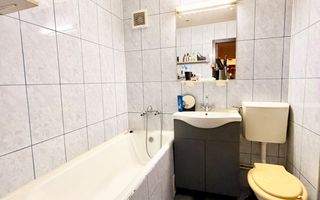 Apartament cu 3 camere, 2 bai, et.intermediar, Manastur, Ion Mester ! - Poză 10