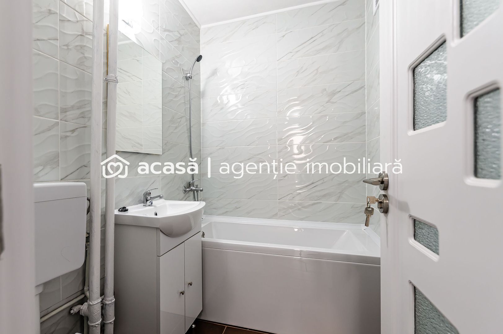 VÂNDUT! Apartament 3 camere,  Str. Tudor Vladimirescu - Poză 6