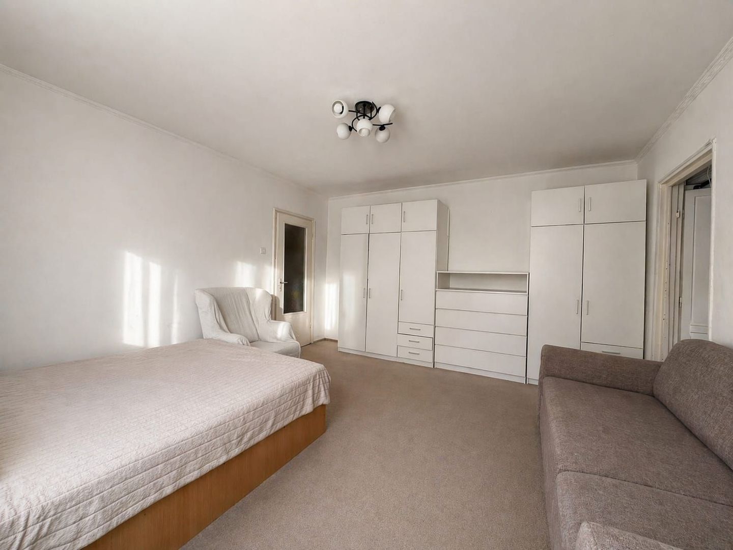 Apartament cu 2 camere de vanzare zona Rogerius, Oradea - Poză 2