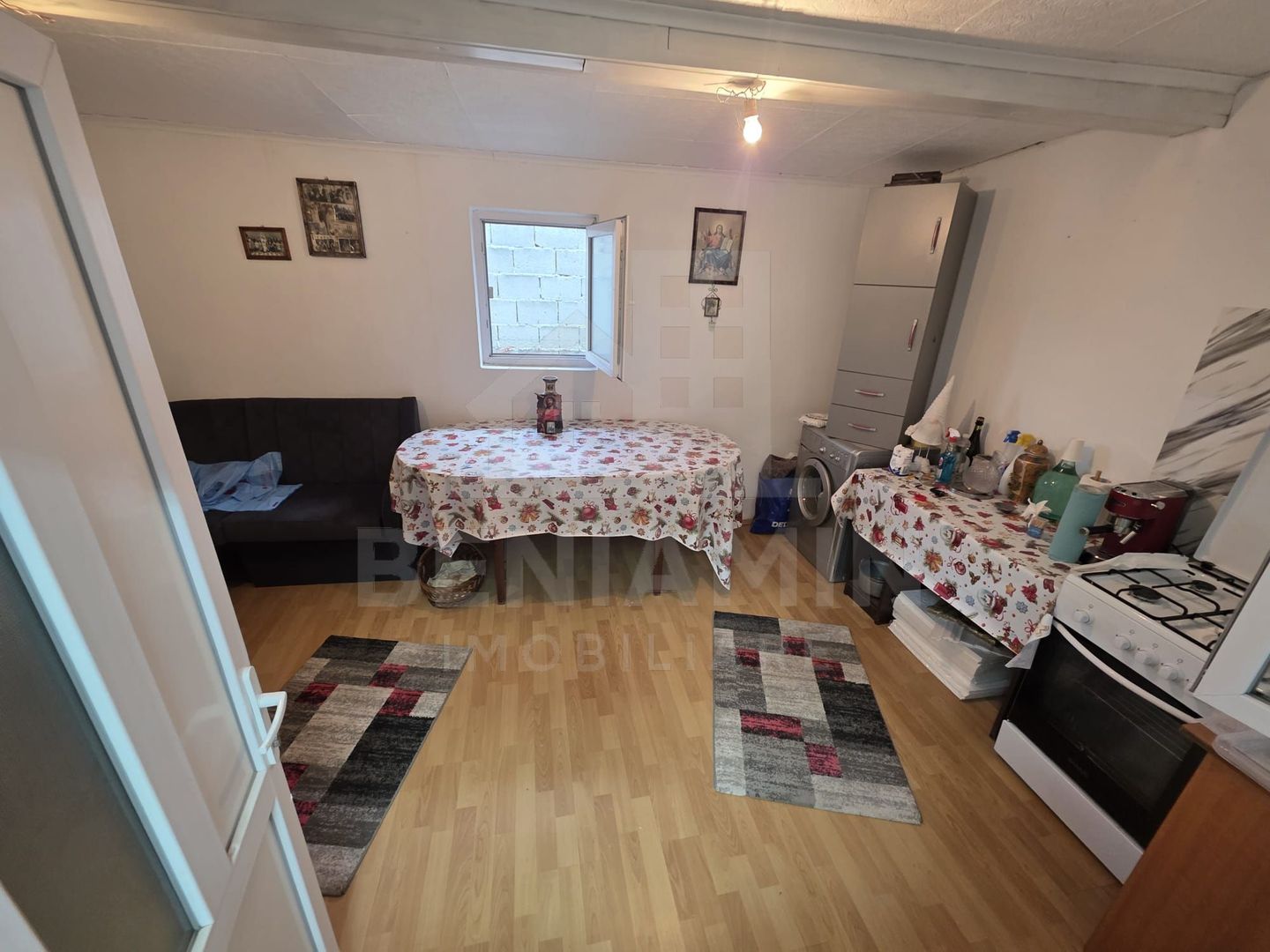 Casa cu 5 camere de vanzare in zona Bordei Calea Bucuresti 785mp - Poză 5
