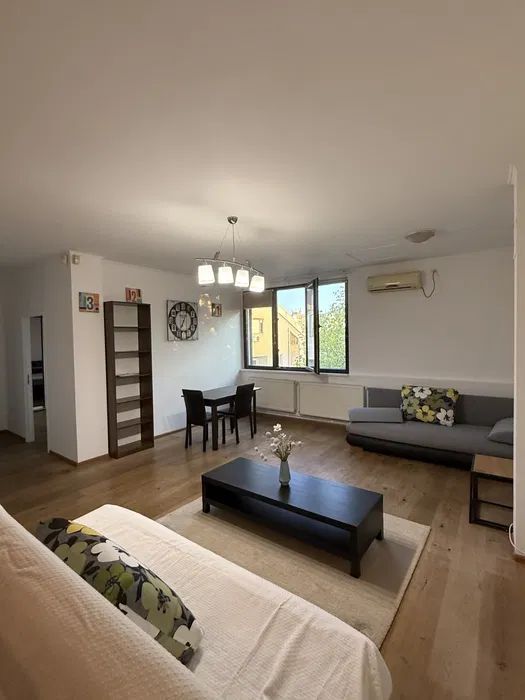 APARTAMENT COCHET, 2 CAMERE, PIATA VICTORIEI - Poză 1