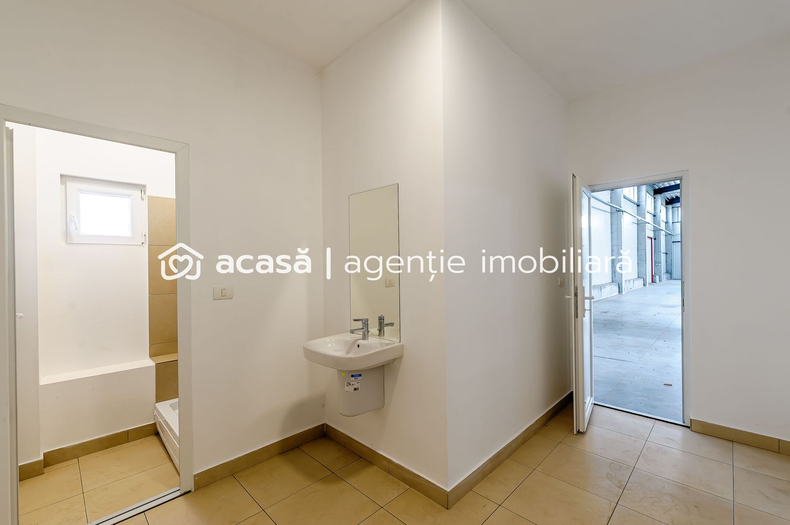 VANDUT - Hala industriala de vanzare in Parc Industrial UTA 2 Arad - Poză 4