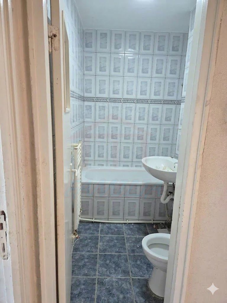 Vanzare apartament 3 camere, Mazepa 1, 61 mp, 75.000 EURO - Poză 6